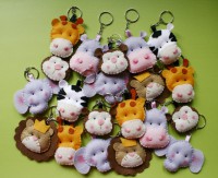 /album/ateli%c3%aa-l-%26amp%3b-n/chaveiro-safari-jpg1/